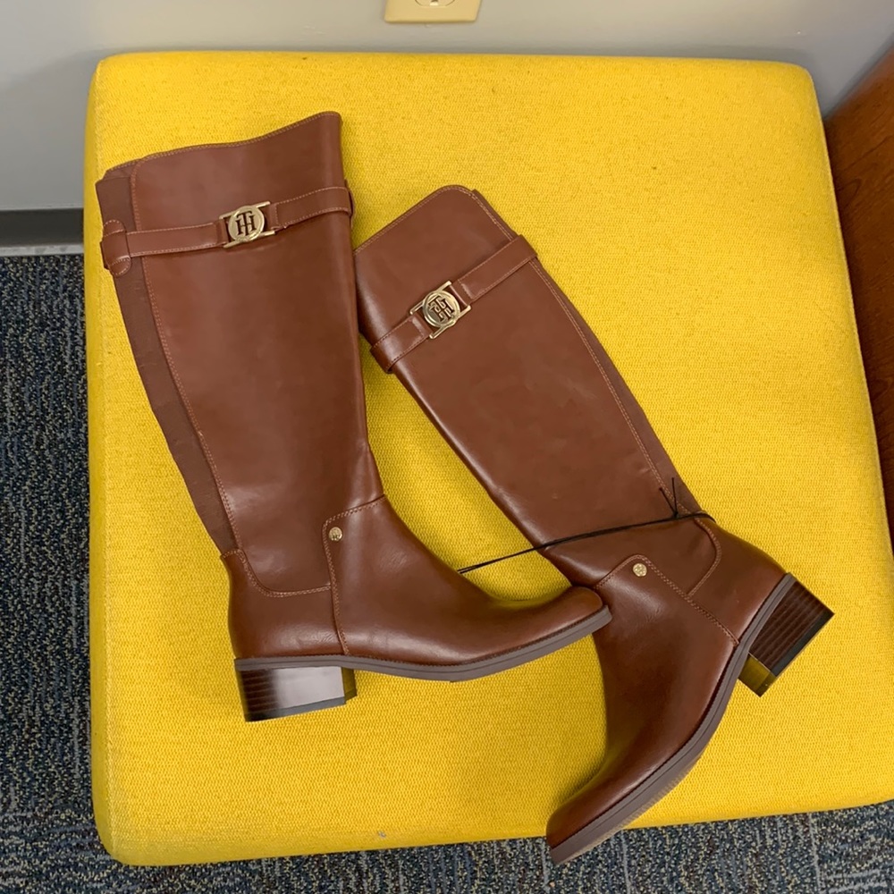 NWT Tommy Hilfiger brown riding boots sz 8